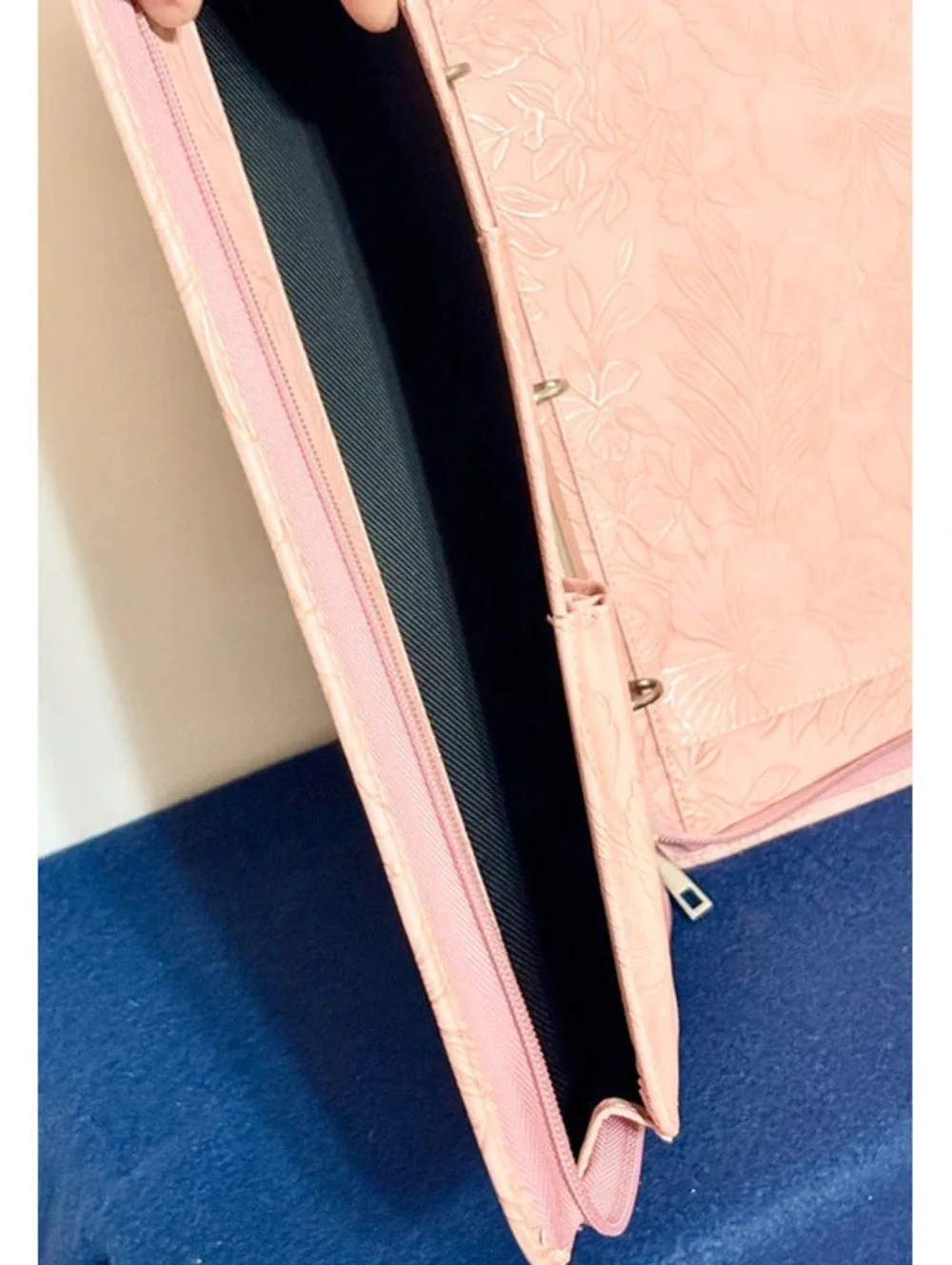 Hawaiian Floral Pink Pu Leather Portfolio